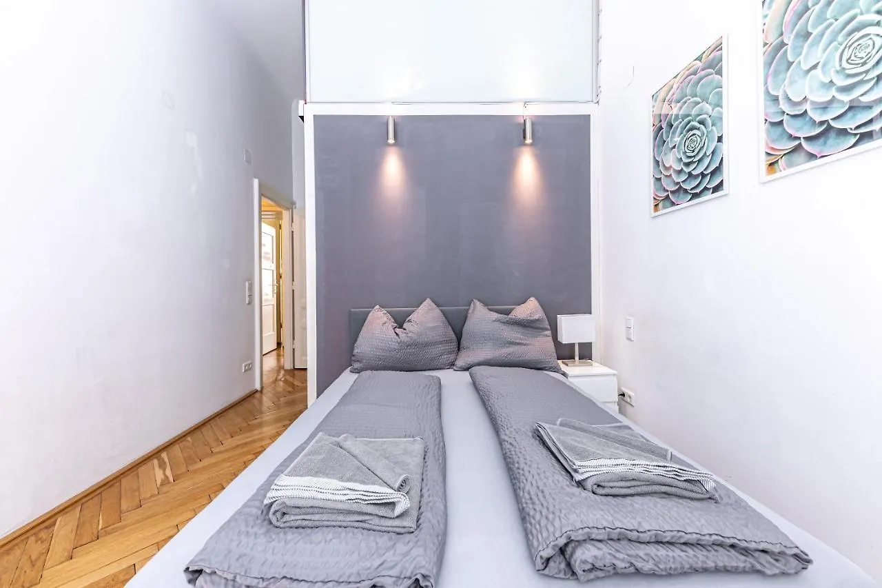 The Hub Vienna By Jr City Apartments