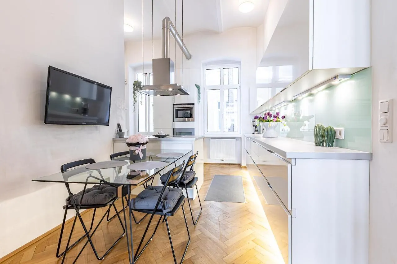 The Hub Vienna By Jr City Apartments النمسا